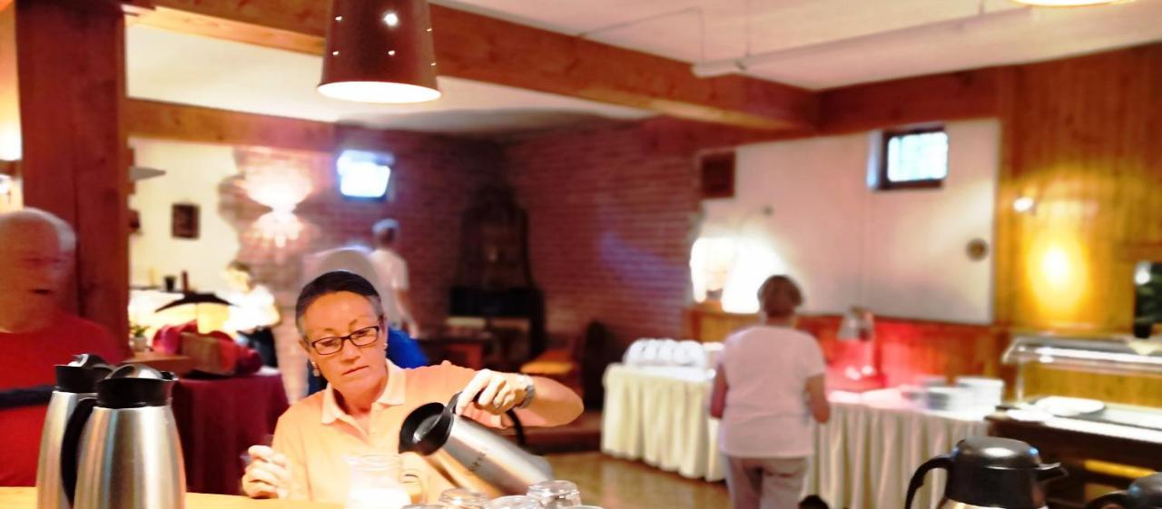 Hotel Ludmila Mělník Zewnętrze zdjęcie