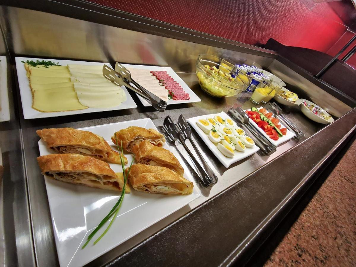 Hotel Ludmila Mělník Zewnętrze zdjęcie