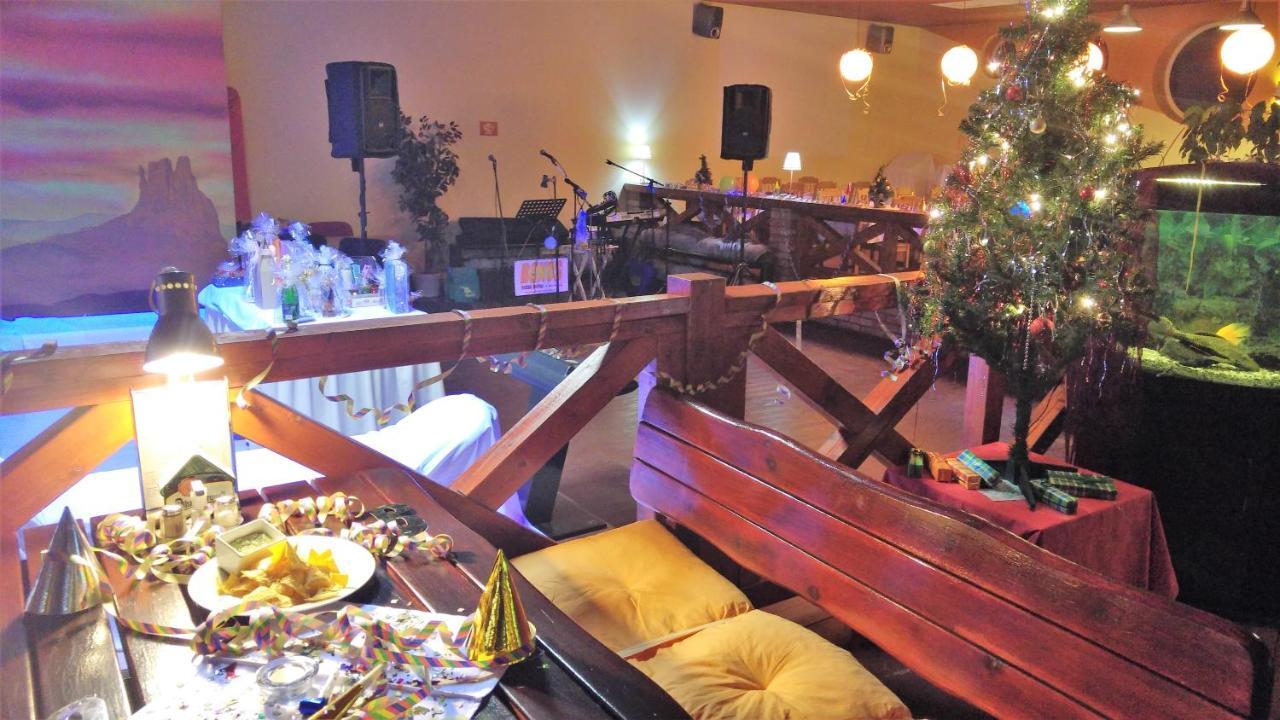 Hotel Ludmila Mělník Zewnętrze zdjęcie