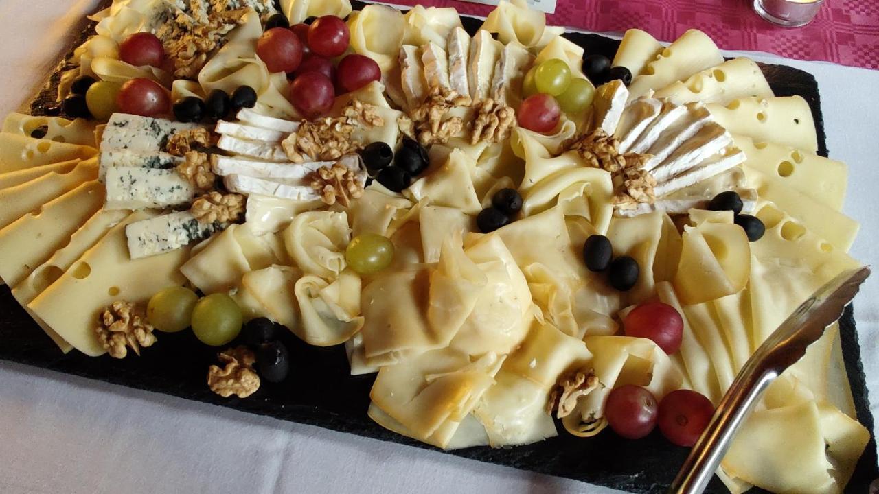 Hotel Ludmila Mělník Zewnętrze zdjęcie